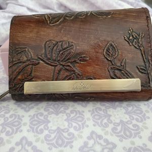 New without tags Patricia Nash wallet.